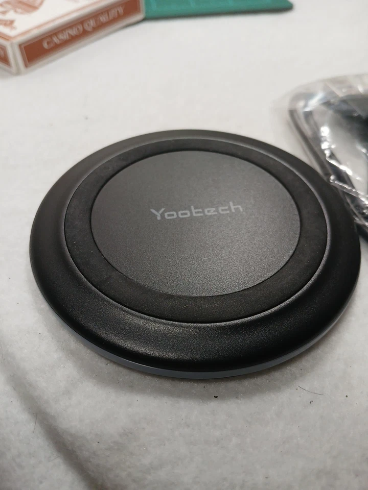 Yootech Wireless Charging Pad  10W Fast Charger for iPhone & Samsung- open box - Image 3 of 3