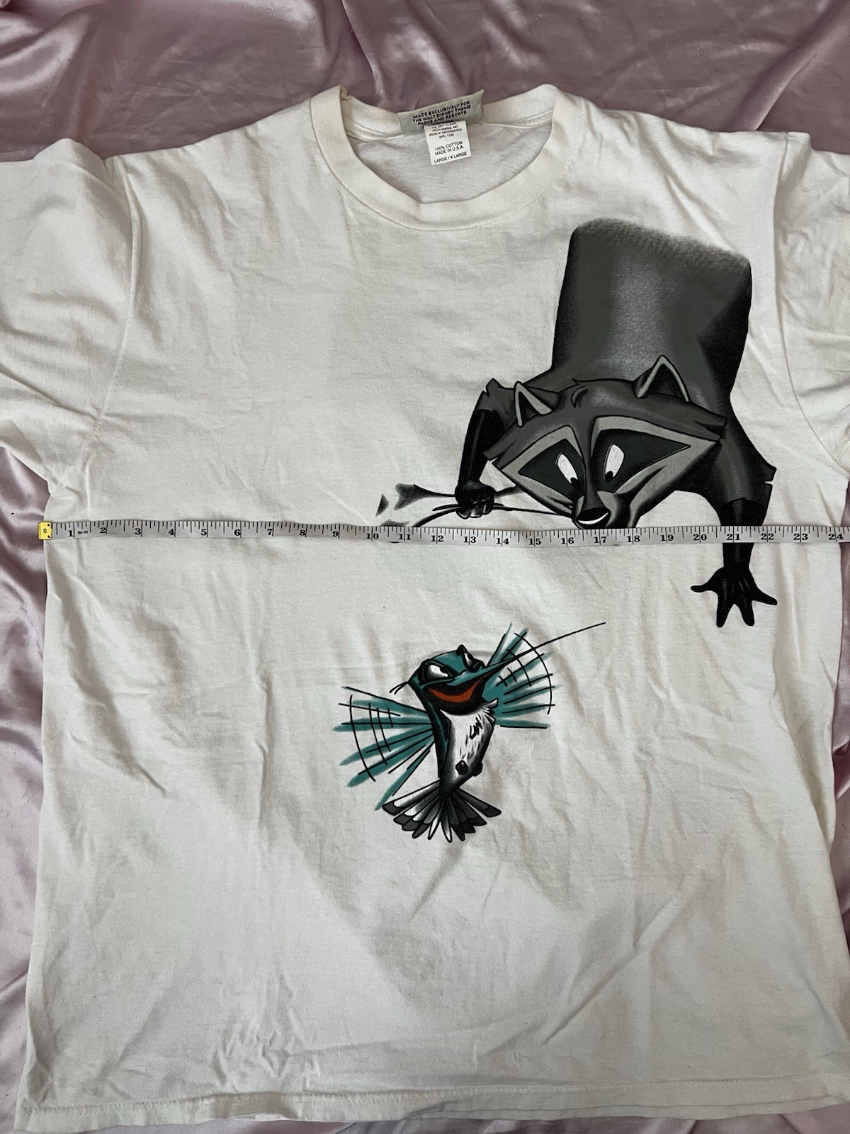 Camiseta De Colección Disney Pocahontas Meeko And Flit