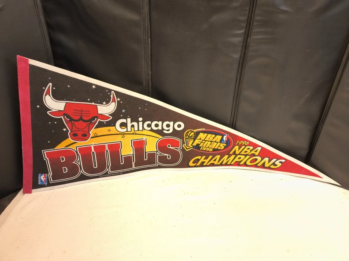 Basketball Chicago Bulls 1996 Vintage Sports Pennants and Flags