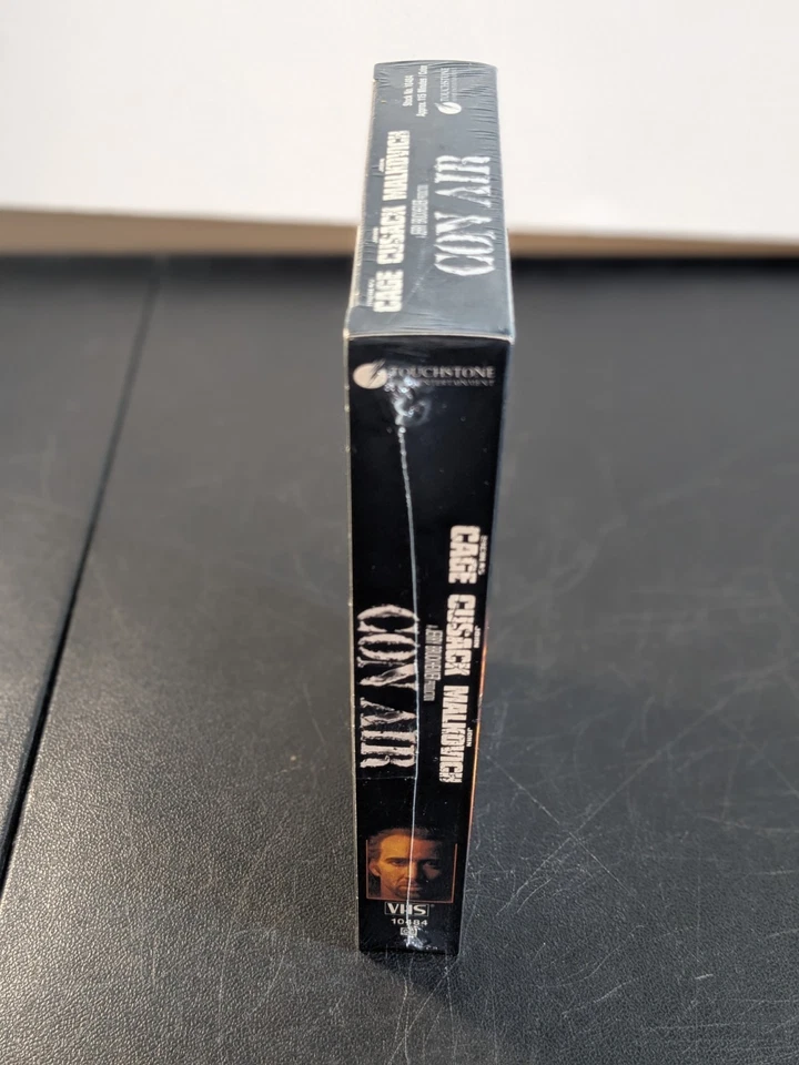 Brand New Still Sealed! CON AIR - VHS Nicolas Cage John Cusack 1995 - Image 3 of 4