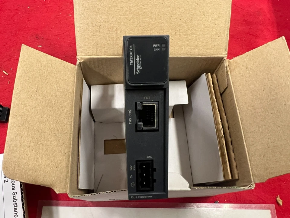 Nuovo Schneider Electric TM3XREC1 MODICON TM3-Bus Modulo Ricevitore - Immagine 3 di 4
