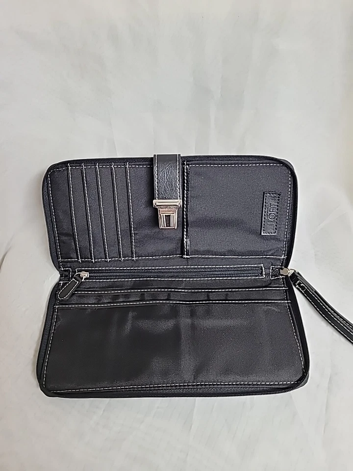 ANN TAYLOR LOFT 女式钱包修身黑色拉链轻便。 — 第 4/4 张图片