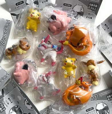 Pokemon Keychain figure Tsumande vol.7 Clefairy Charizard Sylveon Eevee Pikachu