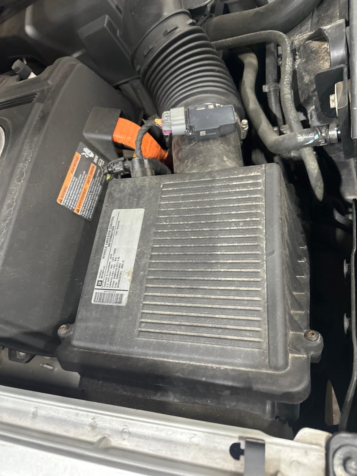 Engine Intake Air Cleaner Filter Box Housing GMC YUKON 10 11 12 13
