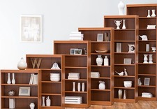 Bücherregale Holz im Stil verschiedene Größen 