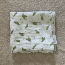 SwaddleMe Summer Infant Pea Pod Baby Swaddle Blanket Green White Muslin Dot 2016