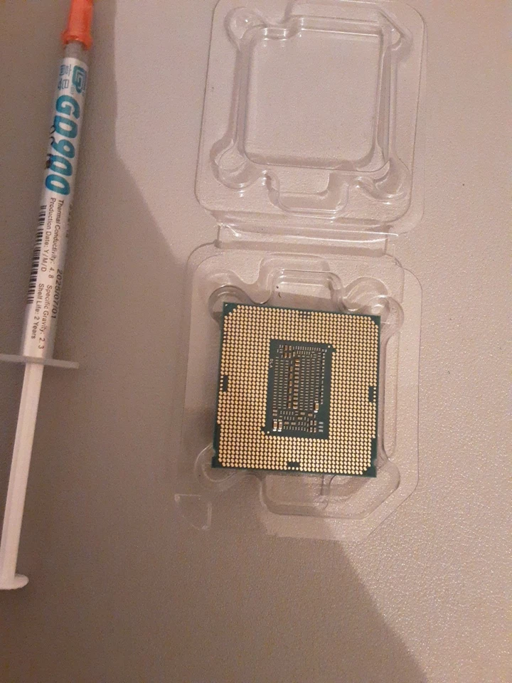 Intel Core i7 9700K 3.6Ghz 8 Core 12MB Cache LGA1151 SRG15 CPU Processor - Image 3 of 3