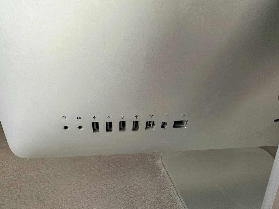 Apple iMac 21.5" (ssd 240 Gb, Intel Core i5, 2.5GHz, 16GB) - Immagine 4 di 4