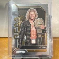 2022 Panini Prizm WWE - WWE Gold Edge #11