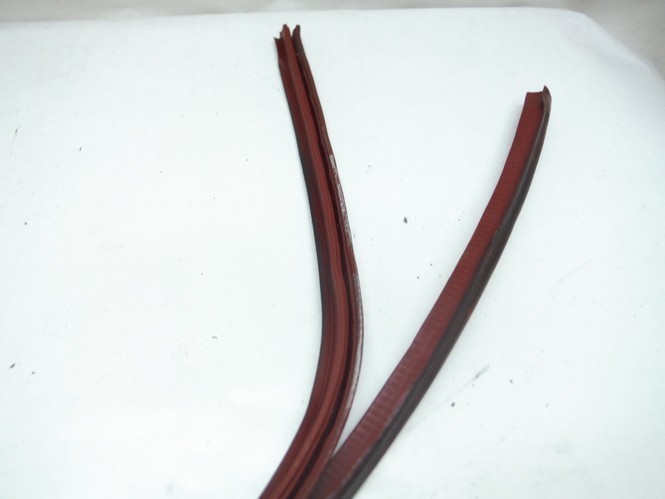 1990 NISSAN 300ZX M/T DRIVER PASSENGER INNER DOOR SEAL PAIR