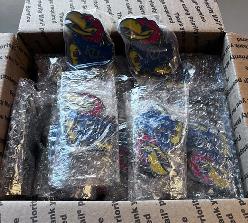 60 KU UNIVERSITY OF KANSAS JAYHAWKS BELT BUCKLES LOT NEW WHOLESALE SEE PHOTOS