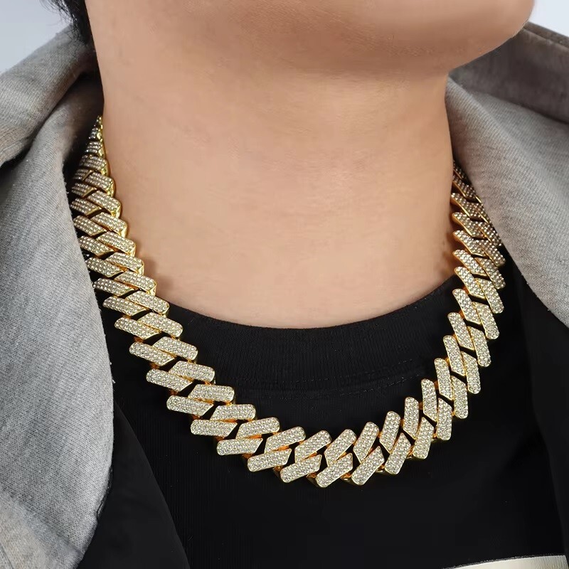 21 Ctw Round Cut Diamond Miami Cuban Women's Necklace 14K Yellow - Main Image