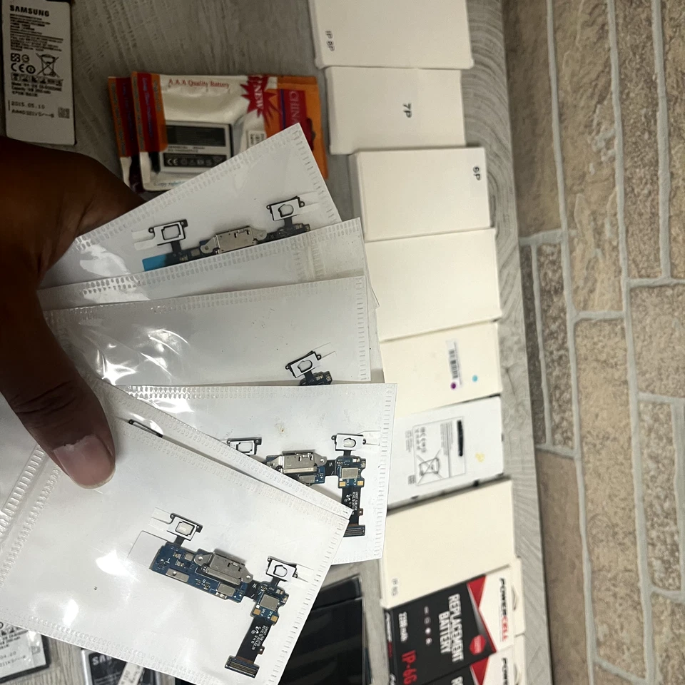 Battery For iPhone, samsung, LG | screen protector, tools, Device - Image 4 of 4