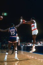 John Williamson of the Washington Bullets Basketball 1980 Photo 3
