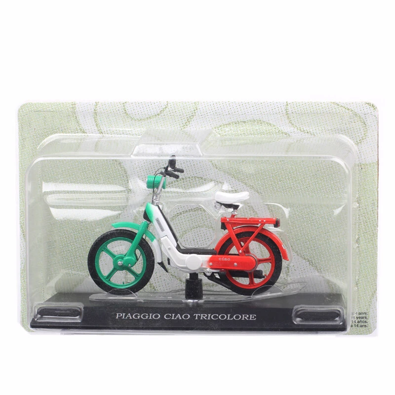 1/18 Scale Piaggio Ciao Tricolore Moped Diecast Scooter Model Motorcycle Toy - Image 2 of 4