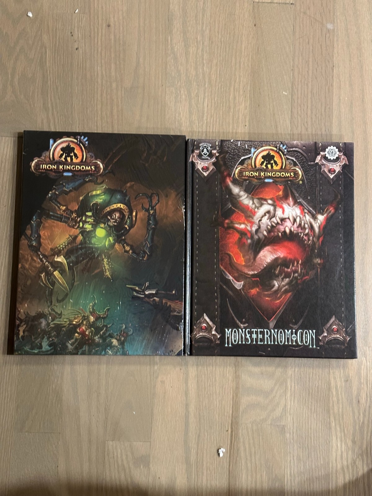 Iron Kingdoms Monsternomicon D&D 5E compatible (used) + requiem GM