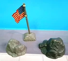 vtg MARX Military U S Army Fort Apache Flag etc Lot 7