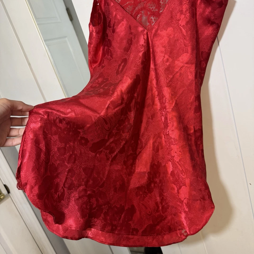 Sexy Camisón Morgan Taylor Intimates SM Rojo Encaje Babydoll Camisón De Colección Foto 4 de 4