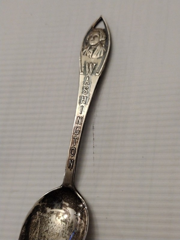 VTG  Colectible Sterling Silver Spoon George Washington Souvenir 4 1/4"  