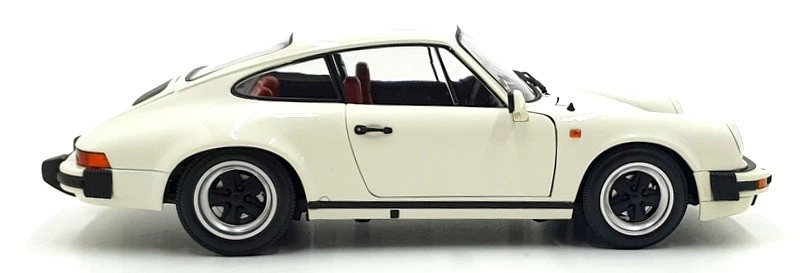 Minichamps 1/18 Scale 100 063024 1983 Porsche 911 Carrera Coupe 3.2 - White - Image 3 of 4