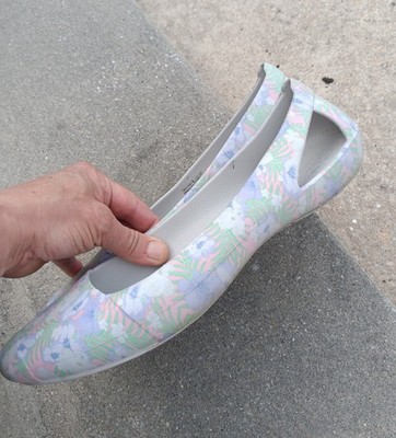 Crocs Kadee Flats Womens Size 10 Graphic Print Light Pink Floral