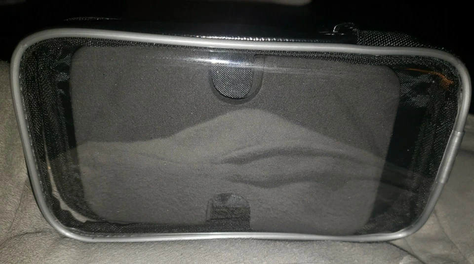 MAXXIM.Diamond Plate™ Adjustable, Waterproof Motorcycle/Bicycle Smartphone Mount - Image 3 of 4