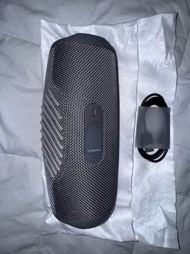 JBL Charge 5 Gray Bluetooth Speaker - Picture 4 of 7