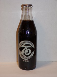 10 OZ COCA COLA COMMEMORATIVE BOTTLE - 1978 75TH ANNIVERSARY HYGEIA