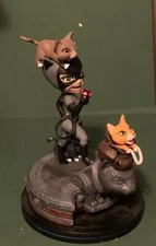 Q Fig 89 DC Catwoman Decorative Figure New In Original Box