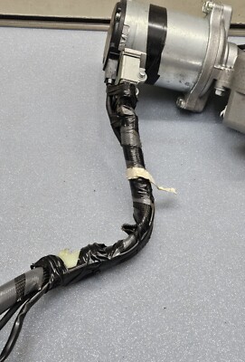 壺 Excavator Sleeve Assembly ZX120 ZX200-3 Pilot Valve 9246436