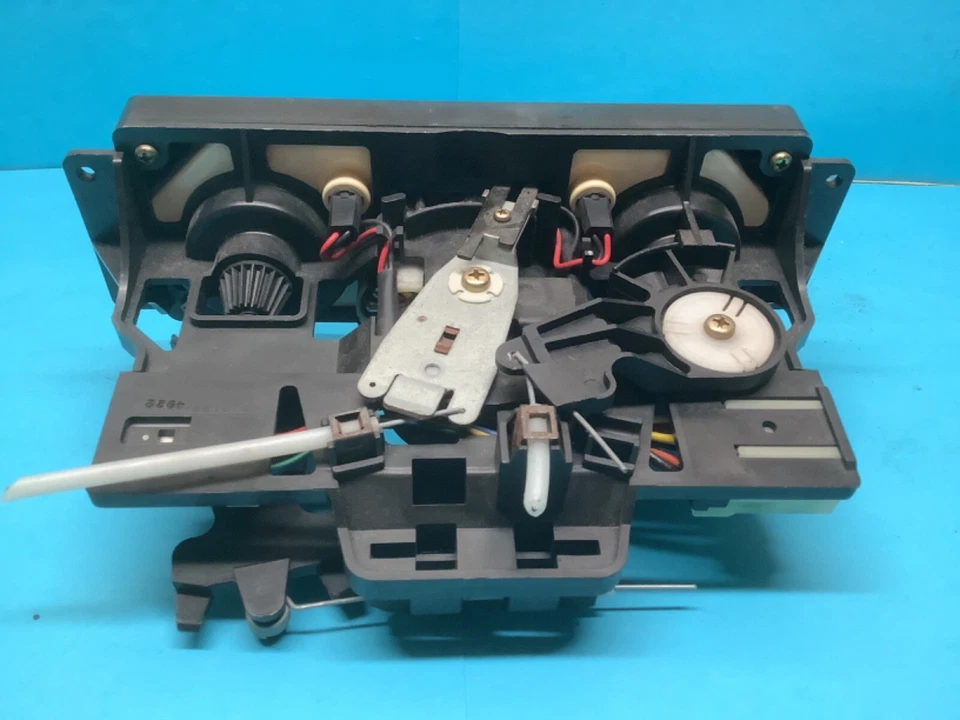 Isuzu Trooper 1995-2002 y Acura SLX Calentador A/C Calentador Control 526180-7520 Foto 2 de 3