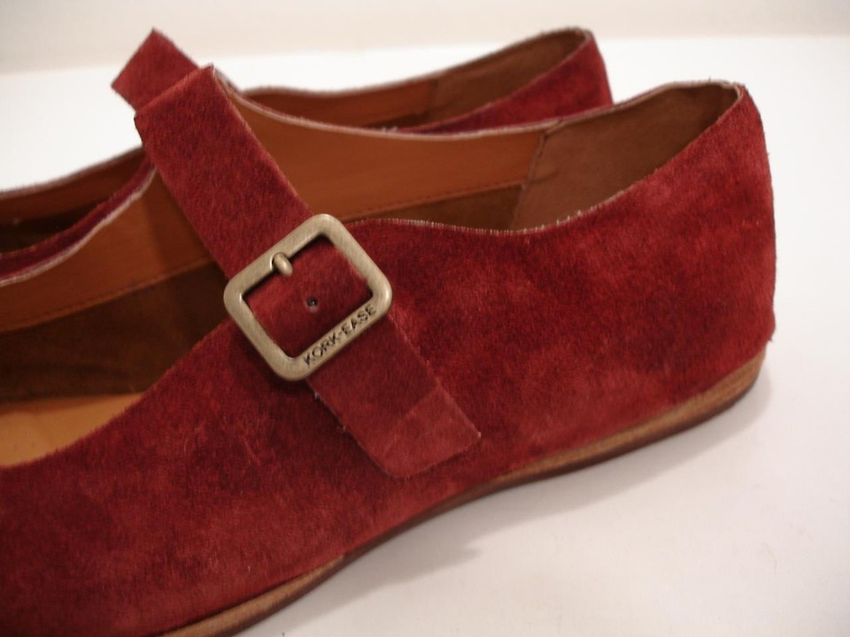 Women's 9 M KORKEASE Prato Burgundy Oxblood Suede Leather Mary Jane