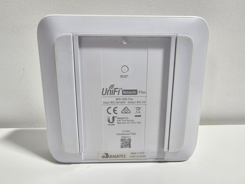 Ubiquiti USW-FLEX 5-Port PoE Gigabit Layer 2 Switch for Indoor/Outdoor Use - Photo 5/7