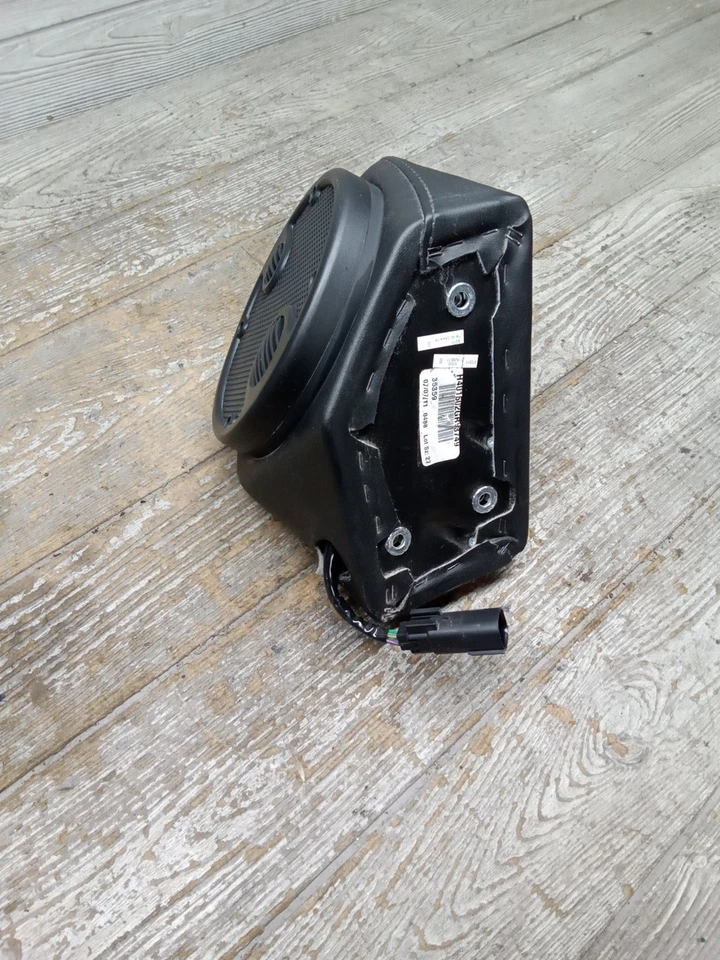 Harley-Davidson Ultra Limited 2012 12 09-13 altavoz trasero derecho montaje de carcasa Foto 2 de 4