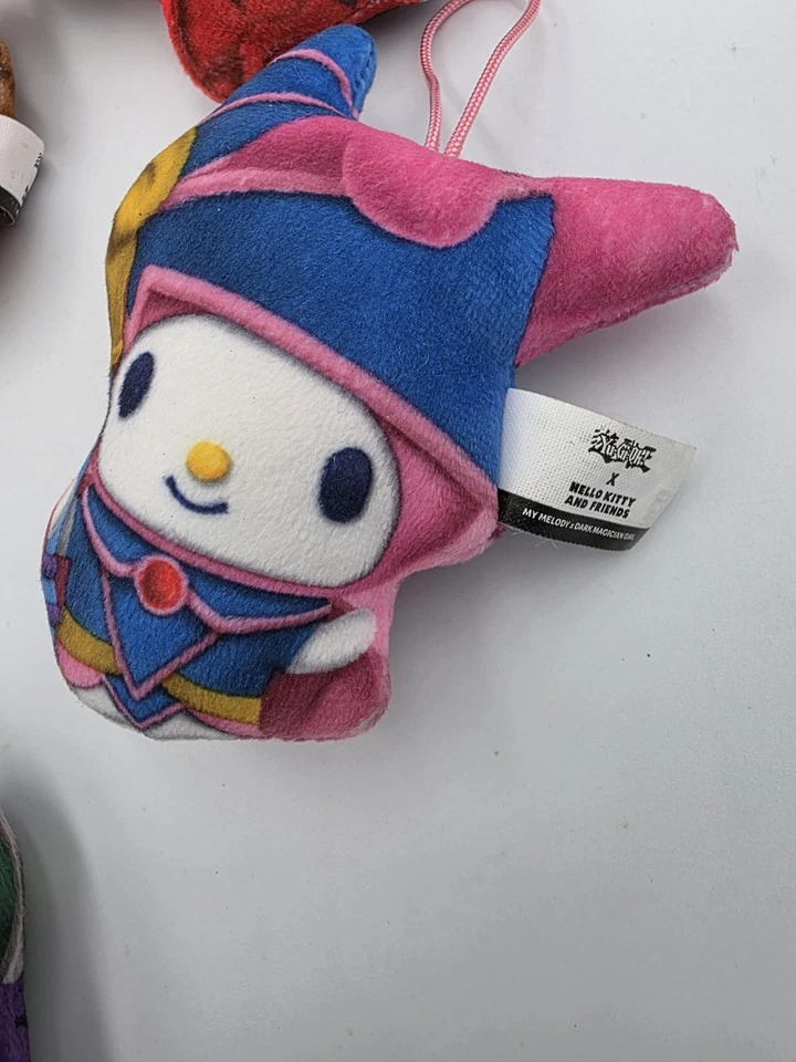 Juego de 4!!! Juguetes de peluche Yu-Gi-Oh X Hello Kitty And Friends McDonalds Foto 4 de 4