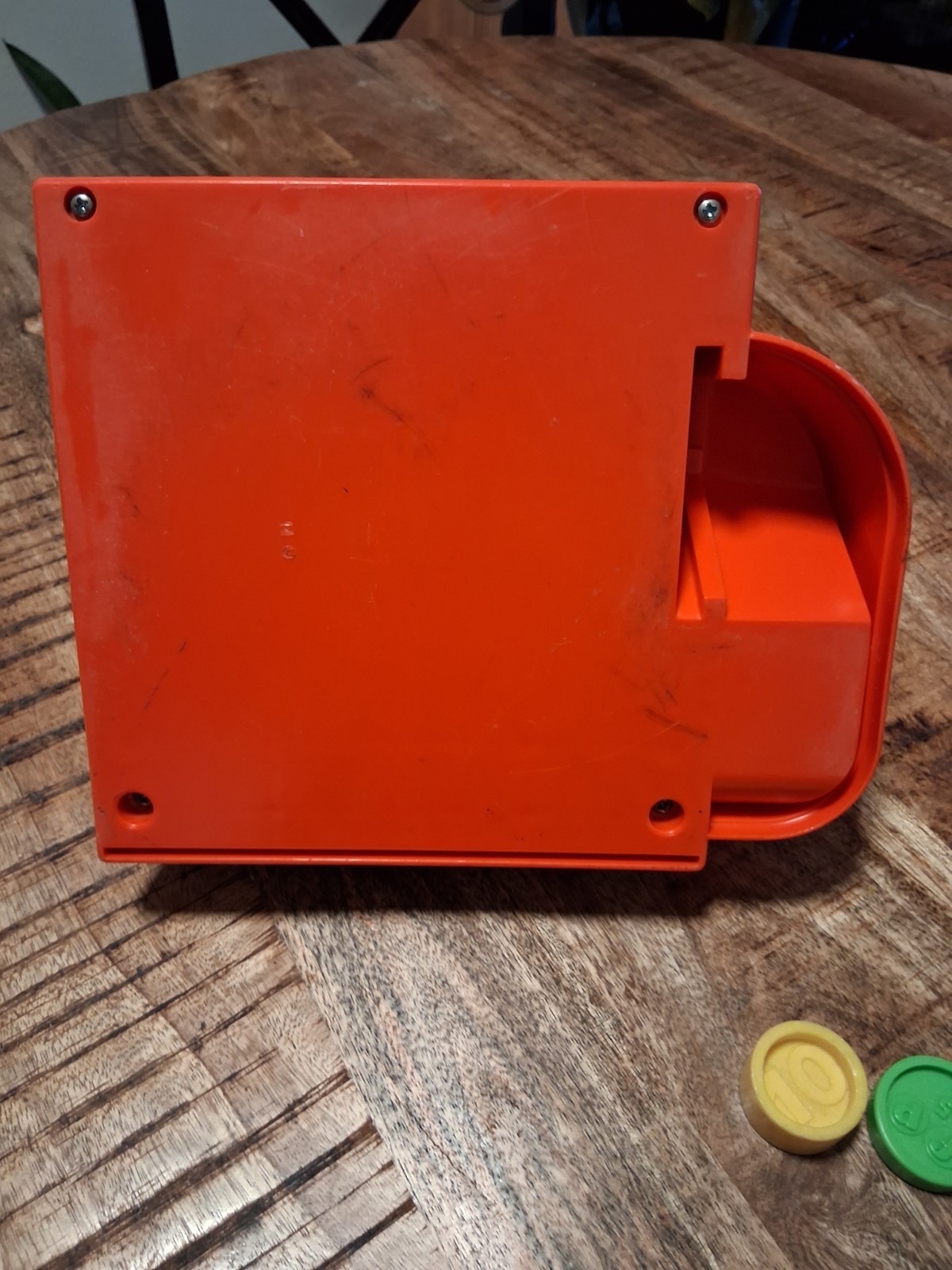 как выглядит Vintage 1974 Fisher Price Toy Cash Register 926 W 2 Coins Works Bell Rings фото