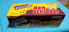 KEN SCHRADER #36 2001 SNICKERS CRUNCHER PONTIAC GRAN PRIX 1/5904 SIGNED