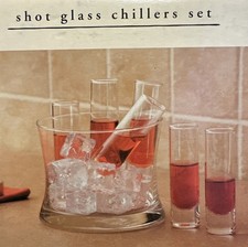 Pier 1 Imports Schnapsglas Kühler Set - Glas NEU IN BOX NIB