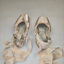 FREED of London Ballet Pointe Shoes Size 6.5 XXX OF DV