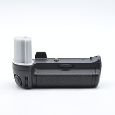 Nikon MB-40 Multi-Power Battery Pack