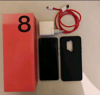 OnePlus 8 Pro 128GB Schwarz Dual-SIM 8GB RAM Android Smartphone
