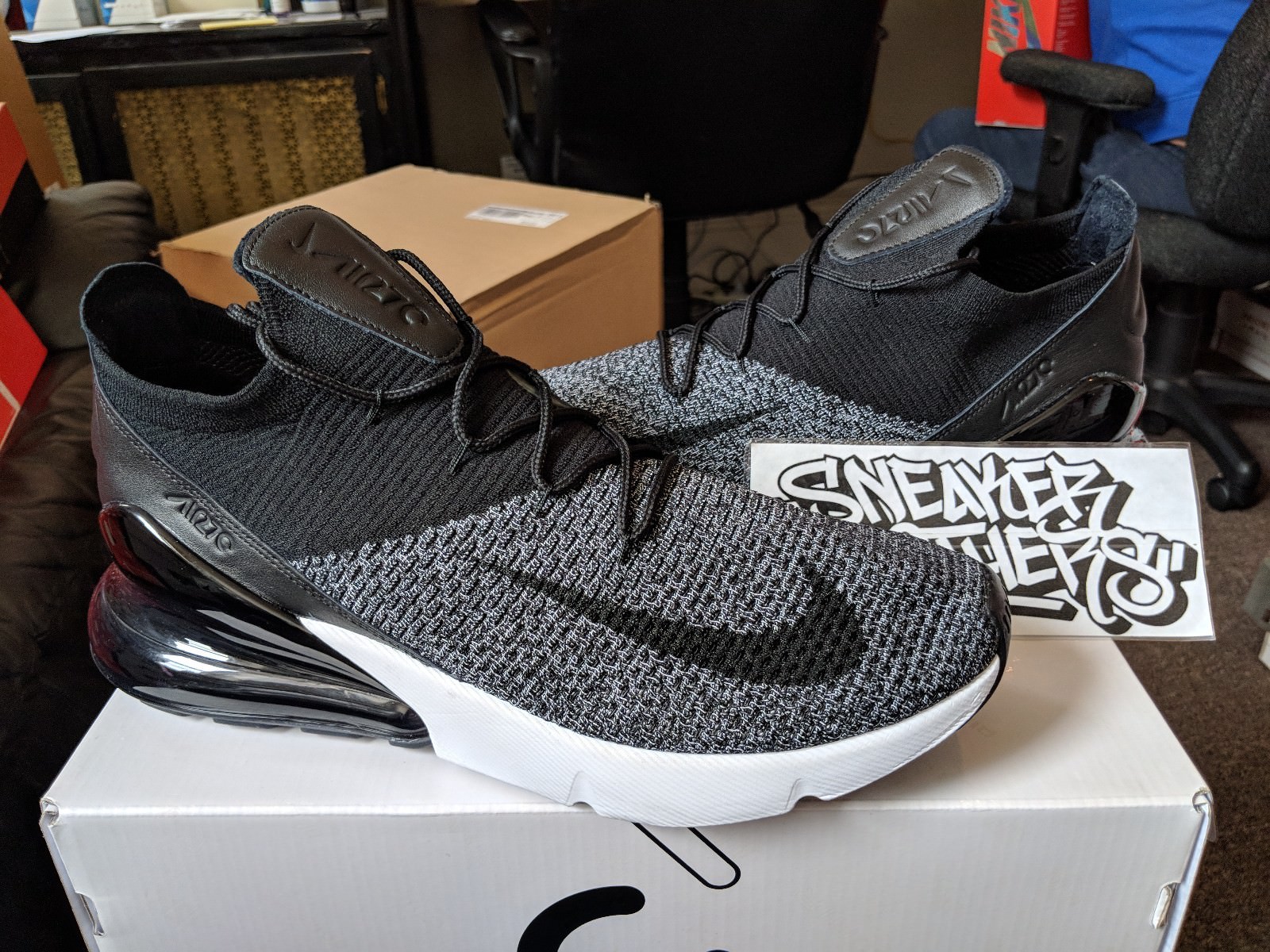 airmax 270 flyknit oreo