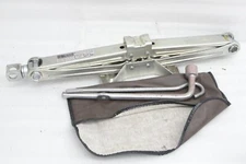 Honda CRV scissor jack emergency spare tire toolkit lug wrench tools OEM 02-06