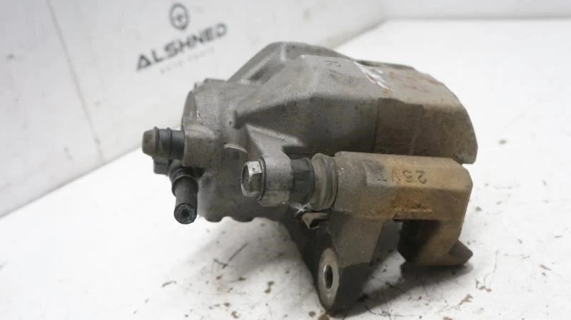 Pinza de freno delantera derecha Toyota Prius 2010-2019 pasajero 47730-47060 OEM Foto 3 de 4