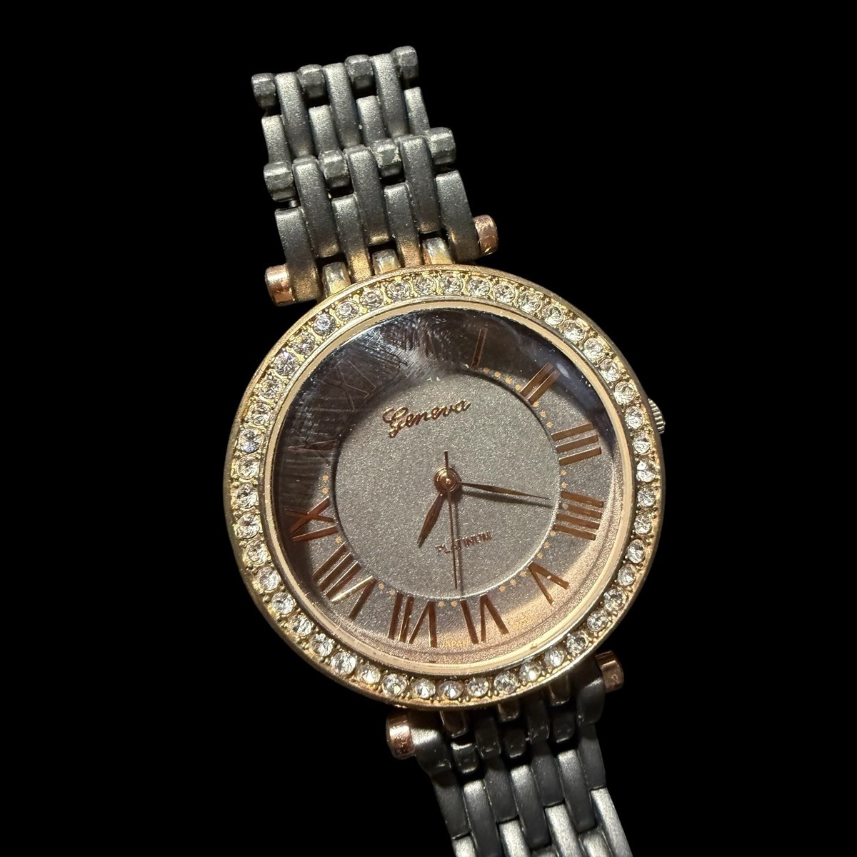 Geneva Women\'s Two-Tone Crystal Watch Vintage Geneva Quartz Classic Silver & Gold Womens Womans  main image 2
