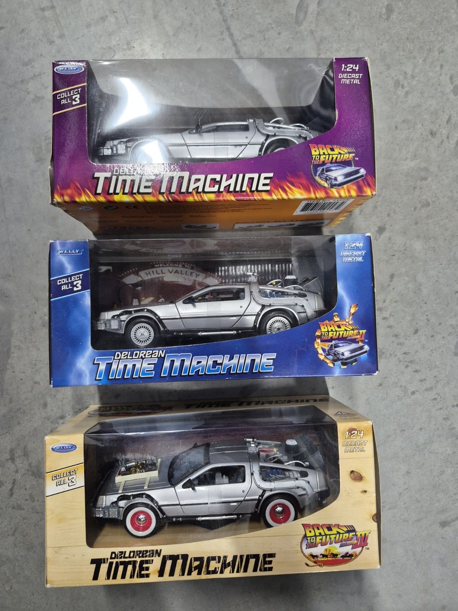 Welly DELOREAN TIME MACHINE ミニカー1/24サイズ Welly 1/24 Scale Diecast Back To The Future Delorean Time Machine