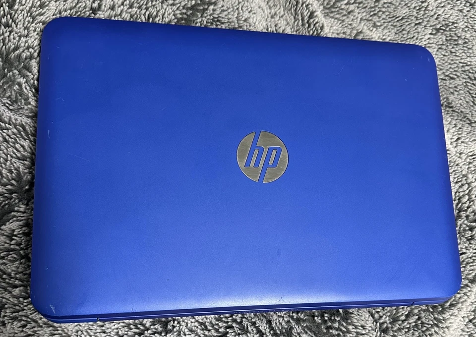 HP Touchscreen Stream Laptop 13-C002dx Windows 8.1 (Works but not the Battery) - Image 2 of 4