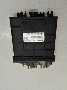 AUDI A4 8D2, B5 Motorsteuergerät ECU 0281001366 1.80 Petrol 92kw 1996 17129657