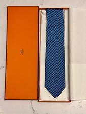 Cravatta Hermes seta blu modello classico scatola inclusa usata