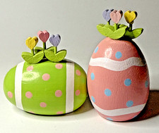 Vintage Easter Eggs Wood Dept 56 Made In Taiwan Pink & Green
